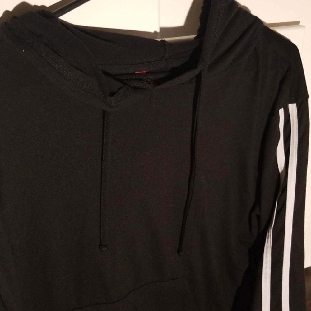 Sweatshirt - Picture 2 of 2